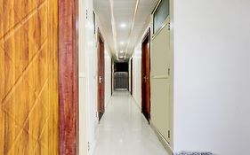 Hotel O Apple Grand
